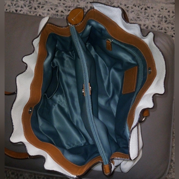 Coach Penelope Leather Top Handle Satchel Shoulder Bag w Ruffle Trim F14682 - Picture 7 of 14